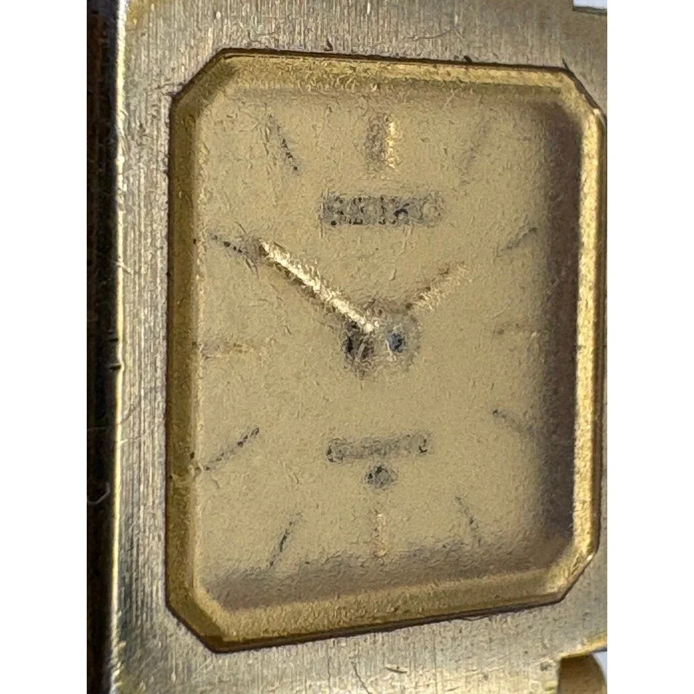 Vintage Seiko 1E20-5209 Gold Quartz Dress Watch. Working/Cute!